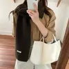 En Stock Venta al por mayor de fábrica Bufanda de punto liso Estilo coreano para mujer Moda Estudiante Pareja Invierno Versátil Calentador de cuello
