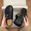 Altura Interna de 5cm Sapatos Birkenstock Femininos 2026 Estilo Retro Old Money Sapatos Mule Solado Macio Fivela Dupla Falsa Separador de Dedo Aumento de Altura Sapatos Femininos