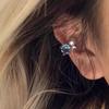 Super Flash Perla Circonita Ear Cuff para Mujer Estilo Frío Nicho Versátil Pendientes sin Perforación Lujo Ligero Moda Tachuela para Cartílago