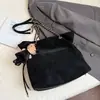 Bolso de cubo retro de gran capacidad para mujer, nueva colección otoño/invierno 2026, bolso de hombro con cadena a la moda, bolso cruzado de nicho para el día a día