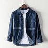 L856 Camisa de Mezclilla Retro Japonesa Casual Chaqueta Camisa de Doble Bolsillo para Hombre Corte Holgado Venta al por Mayor
