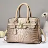Bolso de Mujer Exquisito Bolso con Patrón de Cocodrilo para Mujer Gran Capacidad Lujo Ligero Versátil de Moda Bolso de Hombro Único