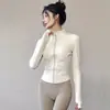 Chamarra moldeadora para correr al aire libre y yoga para mujer, chamarra corta con cierre y cuello alto, alta elasticidad, amigable con la piel, top ajustado para Pilates para mujer