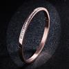 Pulsera sencilla de acero de titanio de alta calidad con incrustaciones de diamantes para mujer, diseño de nicho ins, lujo ligero, celebridad de internet, no se desvanece, joyería exquisita de fábrica