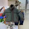 Abrigo de niño pelo una terciopelo otoño e invierno nuevo ropa de cuero generación Ruffian chico guapo locomotora terciopelo de cordero fábrica de ropa para niños