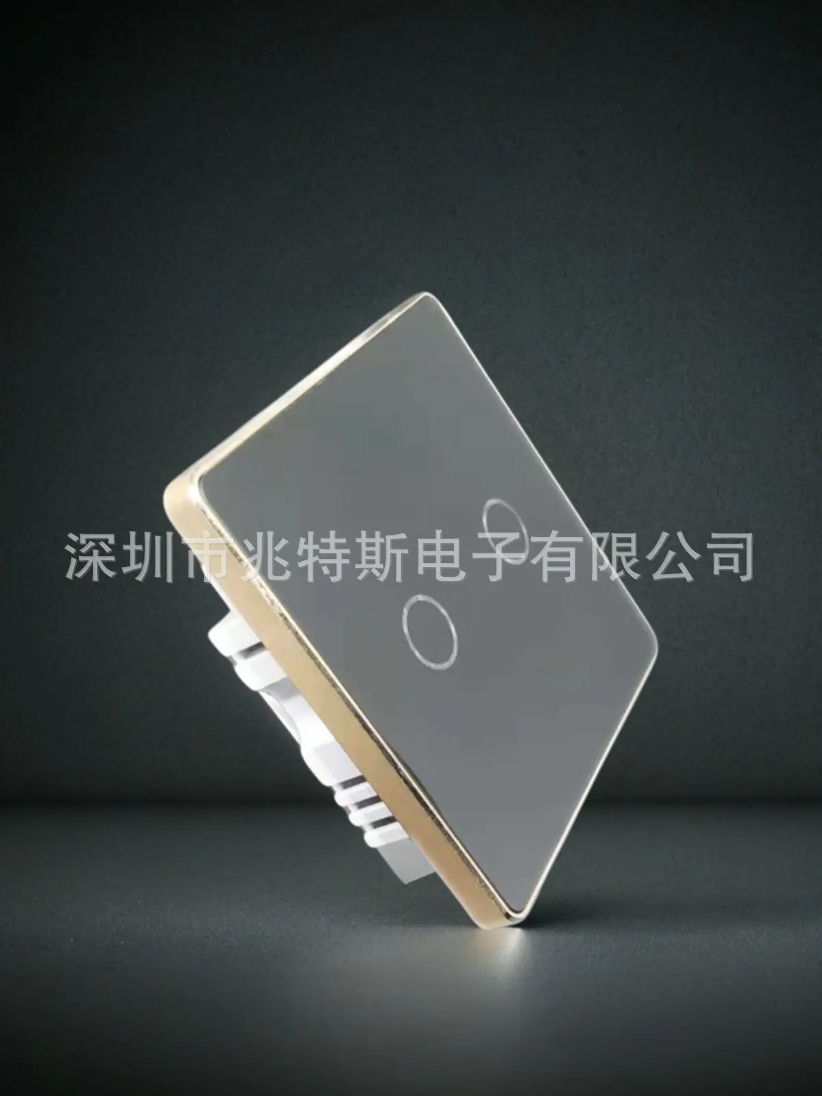 2黑金4：3.png