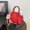 Pedido do Cliente para uma Bolsa Branca Feminina, Novo Modelo 2025 Bolsa Bowling, Bolsa Transversal, Bolsa de Mão Bolsa Boston