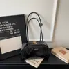 Bolso de hombro de bolos, accesorio casual de moda, nuevo diseño diario de color sólido moderno vintage, bolso retro para debajo del brazo para mujer