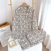 Pijama de gasa de doble capa de algodón puro para mujer, nuevo conjunto de ropa para el hogar de algodón 100% con estampado de leopardo estilo coreano, manga larga y pantalón largo para primavera y otoño