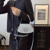 Bolso bandolera portátil, sencillo y elegante, nuevo modelo 2025, versátil y versátil, bolso de cena popular y de gran valor para mujer.