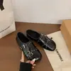 Zapatos Mary Jane con Hebilla de Remache Retro para Mujer Otoño Nuevo Estilo Zapatos Pequeños de Cuero Británicos Suela Suave con Falda Zapatos de Vestir