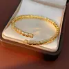 Pulsera Abierta Redonda con Forma de Flecha Incrustada con Circonita, Chapada en Oro Real de 18K, Pulsera Elegante y con Estilo, Joyería de Lujo Ligero