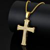 Colgante de cruz chapado en oro de acero de titanio estilo punk hip hop de comercio electrónico transfronterizo europeo y americano, disponible en stock al por mayor.