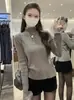 Camiseta de punto fina con cuello alto y manga larga para mujer, estilo dulce y chic, para otoño e invierno, suéter de capa, top interior de nicho