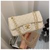 Nuevo Bolso de Mujer Transfronterizo 2023 Nuevo Bolso Bandolera Cuadrado Pequeño Estilo Diamante Chanel Simple y a la Moda Bolsos