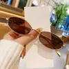 2026 Nuevas Gafas de Sol Ovaladas de Metal con Letras Cruzadas Tendencia de Moda Unisex Gafas de Sol con Protección Solar