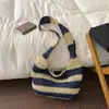 Bolso de Paja Rayado de Gran Capacidad para un Hombro para Mujer, Nuevo Bolso Tejido de Paja de Moda, Bolso para Vacaciones en la Playa