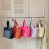 Bolsa de yoga casual a cuadros estilo japonés, bolsa de viaje portátil de gran capacidad, bolso ligero para mamá, al por mayor