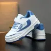 Moda 2025 nuevos zapatos de piel para niños medianos y grandes primavera y otoño niños de moda estudiantes niños y niñas casuales zapatillas transpirables
