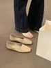 Marca de moda zapatos de abuela de cuero suave suela blanda para mujer 2025 verano zapatos slip-on retro literarios para mujer zapatos de punta de suela plana