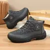 Nuevos zapatos de algodón para hombre otoño e invierno 2026, forrados de felpa y engrosados, zapatos de algodón de punta redonda, modernos y versátiles para hombre, al por mayor