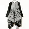 Fotos de viagem de outono e inverno xale dividido jacquard de imitação de caxemira quente xale de ar condicionado feminino primavera e verão atacado spot de comércio exterior