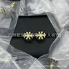 Fornecimento Exclusivo Transfronteiriço de Conjuntos de Brincos, Colares, Pulseiras, Anéis e Broches Réplicas de Alta Qualidade da Marca Tb com Etiquetas, Atacado