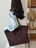 Yozzi 2026 principios de otoño nuevo estilo bolso cubo inspirado en Chanel con correa ancha para el hombro, bolsa de cordón acolchada, bolso de hombro y cruzado de moda