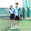 Ropa de moda para clase de secundaria estilo universitario ropa deportiva salida de primavera parejas al por mayor verano Conjunto de uniforme escolar para estudiante de secundaria