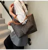Bolso de mano de alta gama Sense para mujer, de gran capacidad, novedad de 2025, bolso general, bolso grande de moda para todo tipo de combinaciones, bolso de hombro de nicho.
