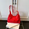 Bolsa Feminina de Axila Alto Padrão Luxo Leve Nicho Versátil para o Dia a Dia Outono/Inverno Estilo Retro Melanístico Bolsa Tote de Ombro Único