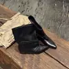 Botas western femininas Chuyuji retrô com cadarço e color blocking, novas para outono e inverno 2026, bico fino afinador, botas curtas para mulheres