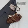 2026 Bolso de Hombro Nuevo de Gran Capacidad con Pliegues de Lunares para Mujer, Diseño de Nicho, Retro, Lindo, Bolso Versátil para el Día a Día, Bolso Cruzado