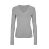 Camiseta de veludo estilo americano com decote V e mangas compridas para mulheres, peça básica para outono e inverno, modelagem slim, justa ao corpo, top que afina a cintura