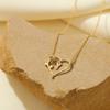 Collar Banyan Tree S925 de plata con 26 letras en inglés Love Rose, cadena de clavícula ligera y lujosa para mujer, regalo para el Día de la Madre
