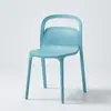 Silla de plástico estilo nórdico con respaldo engrosado, silla de comedor apilable simple para balcón exterior para espacios pequeños