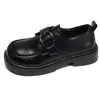 Sapatos Pequenos de Couro Estilo Britânico 2026 Nova Moda Versátil Mocassins de Solado Grosso para Mulheres Tendência Sapatos Individuais para Senhoras Aumentadores de Altura Outono