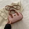 Bolso de mano de moda estilo coreano, bolso de mano retro estilo Hong Kong, 2024, nuevo bolso cruzado estilo occidental para el día a día, bolso cuadrado pequeño, bolso casual