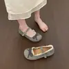 Zapatos Mary Jane dulces de estilo francés para mujer, nuevo modelo otoño 2026, suela blanda, zapatos planos elegantes que combinan bien con faldas, zapatos cómodos