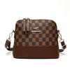 Bolso de Mujer Estilo Nuevo 2026, Bolso de Hombro de Gama Alta, Gran Capacidad, Bolso para Madres de Mediana Edad, Bolso Cruzado Simple y Versátil para Mujer