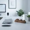 Portatarjetas de Madera Maciza con Forma de Montaña, Caja Creativa de Almacenamiento de Tarjetas de Visita de Nogal Negro, Soporte de Exhibición de Tarjetas de Visita para Escritorio de Oficina con Diseño de Pico de Montaña