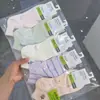 Meias Femininas de Algodão Cinza para Tornozelo, Estilo Novo Primavera e Verão, Meias Tendência para Estudantes, Meias Esportivas Casuais Estilo Japonês e Coreano, Meias Curtas Estilo College