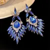 Brincos de Prata Europeus e Americanos com Pingente de Gota D'água Inlaid em Diamante Stud Brincos Leve Luxo Personalidade de Alta Qualidade Brincos da Moda Versátil Atacado