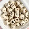 Dados de Madeira DIY Acessórios de Miçangas para Crianças 10mm 8mm Cubos Quadrados com Letras Contas de Madeira Natural Dados Soltos Atacado