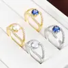 Anel Minimalista com Design de Linha e Zircônia de Quatro Garras Vazado, Estilo Minimalista de Alto Padrão, Joia de Anel para Dedo Indicador em Cobre Puro, Exclusivamente para Vendas Transfronteiriças