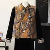 Novo conjunto de colete estilo chinês, um traje de três peças para mulheres de meia-idade e idosas, com um design moderno e que rejuvenesce, feito de luxuoso tecido de veludo, perfeito para mães estilosas