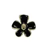 Botones de Alta Gama de Forma Irregular con Diseños Florales, Versátiles para Trajes, Abrigos y Chaquetas, Botones Metálicos con Adornos de Piel
