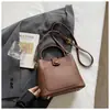 Modelo novo transfronteiriço 2026, a bolsa pequena popular deste ano para mulheres, bolsa de mão fashion, bolsa de ombro, bolsa tiracolo, bolsa tipo saco versátil para mulheres