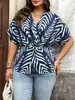 Nova camisa casual plissada de manga curta com decote V estampada estilo europeu e americano plus size da Amazon