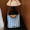 Bolsa Grande de Listras Moda Feminina 2026 Tote Nova Bolsa de Ombro Único Casual Moda Trabalho Tendência Bolsa Bolinho